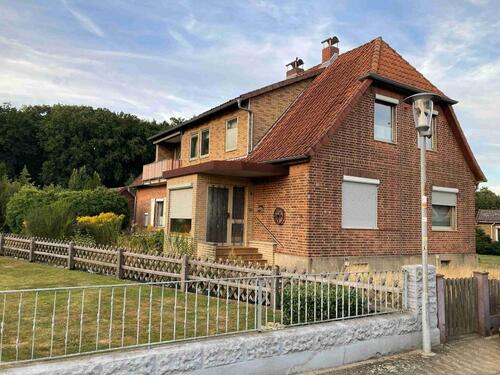 Foto - Großzügiges Wohnhaus mit viel Potenzial und großem Grundstück