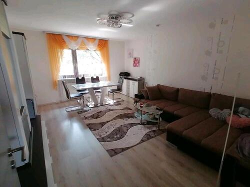 Foto - 3 - Zimmer Wohnung mit Balkon - 900,00 EUR Kaltmiete,