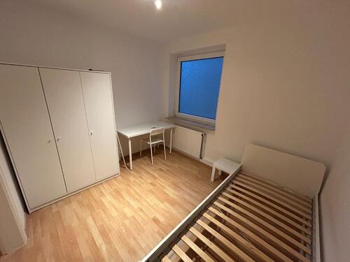 Foto - Möbliertes FRAUEN-WG Zimmer in bester Wuppertaler Lage!