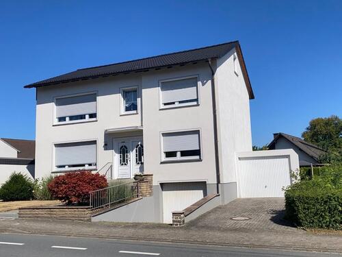 Foto - Zweifamilienhaus in Voßwinkel – 174 m² Wohnfläche von Privat