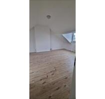 Erstbezug nach Sanierung 2,5 Zimmer DG Wohnung - Bottrop