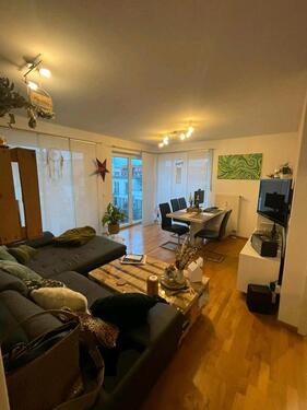 Foto - Schöne 2 Zimmerwohnung mit kleinem Wintergarten und Balkon