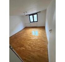 WG-Zimmer in Stockstadt - renovierte Bäder, neue Küche und Garten - Aschaffenburg Gailbach