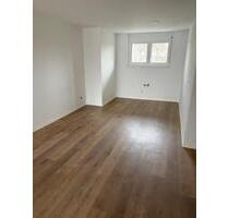 Neubau Erstbezug in Sundheim 2 Z Whg mit großem Balkon - Kehl