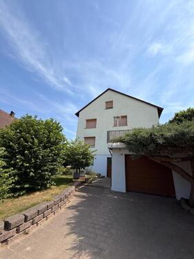 Foto - Großzügiges Zweifamilienhaus auf 1.500 m² Grundstück