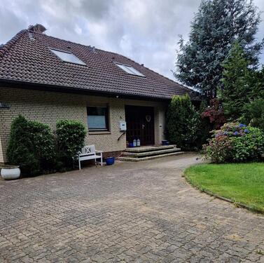 Foto - freistehendes Einfamilienhaus am Stadtrand Nähe Golfpark