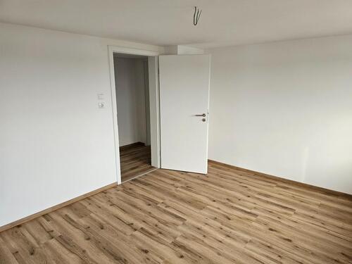Foto - 3 Zimmer Dachgeschoßwohnung in Wackersdorf