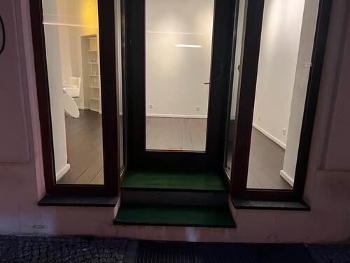 Foto - Gewerbefläche - 3.500,00&nbsp;EUR Kaltmiete, ca.&nbsp; 140,00&nbsp;m&sup2;
