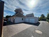 Foto - gepflegter Bungalow mit Wintergarten, Doppelgarage, 3 Stellplätze