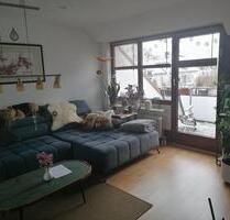 Helle 2-Zimmer-Dachgeschosswohnung & kleine Dachterrasse in UHG - Unterhaching