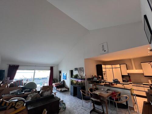 Foto - Grosse Etagenwohnung mit Balkon, ca. 55 m2 Wohnküche