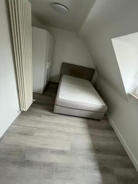 Foto - 1 Zimmer Dachgeschoßwohnung in Saarbrücken