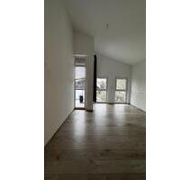 Helle 2-Zimmer-Wohnung mit Balkon & Tiefgaragenstellplatz - Villingen-Schwenningen