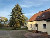 Foto - Bauernhaus in der UckermarkKraatz mit Scheune, Garage, Stall etc