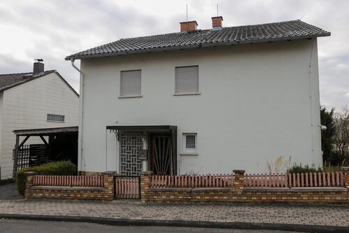 Foto - Einfamilienhaus zu verkaufen - 115.000,00&nbsp;EUR Kaufpreis, ca.&nbsp; 120,00&nbsp;m&sup2;