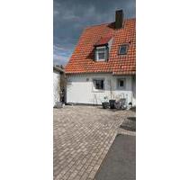 Doppehaushäflte in Niederwerrn - 459.000,00&nbsp;EUR Kaufpreis, ca.&nbsp; 97,50&nbsp;m&sup2; in Niederwerrn (PLZ: 97464)