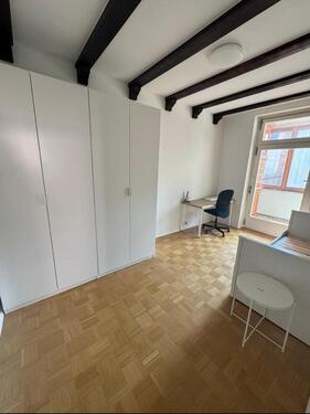 Foto - Oberwiehre: WG Zimmer möbiliert