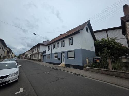 Foto - Familienhaus in Marnheim – 120 m², 7 Zimmer, komplett kernsaniert