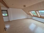 Foto - Lichtdurchflutete, attraktive 3-Zimmer-Wohnung mit EBK,ca. 112 m²