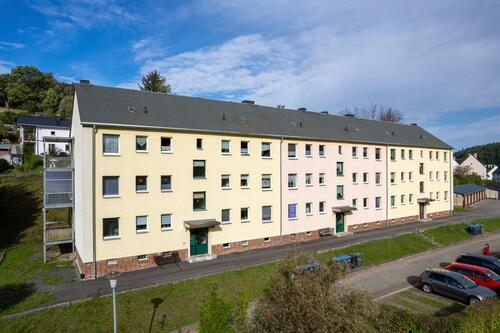Foto - Helle 2-Raum-Wohnung mit großem Balkon in ruhiger Wohnlage