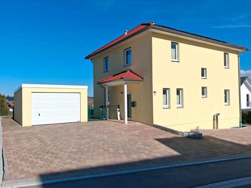 Foto - Mediterranes Einfamilienhaus - Smarthome - Garten - Photovoltaik