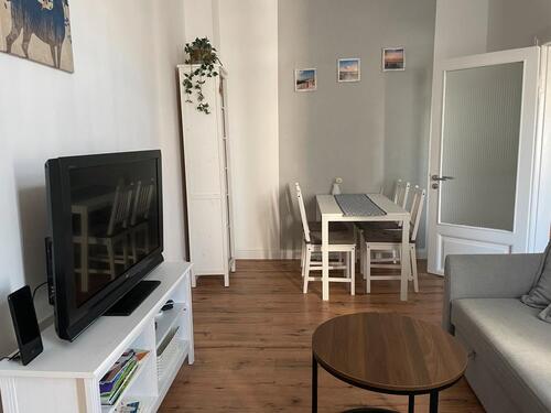 Foto - Möbilierte 2 Zimmer Wohnung - 825,00 EUR Kaltmiete,