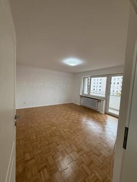 Foto - Neu sanierte 3-Zimmer-Wohnung - in MÜNCHEN FÜRSTENRIED WEST