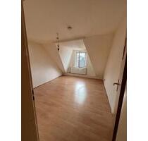 Gepflegte Dachgeschosswohnung zu vermieten - Dortmund Innenstadt Nord