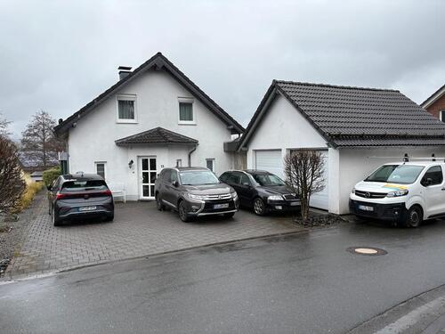 Foto - Mietwohnung mit Terrasse und Garagen Stellplatz