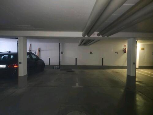 Foto - Tiefgaragenstellplatz in Oberhausen, Haltestelle Bärenwirt