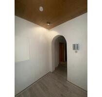 Sehr geräumige 3 Zimmer Wohnung in Duisburg Mittelmeiderich