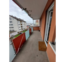 Gepflegte 3-Zimmer-Wohnung mit zwei Balkonen, Einbauküche, Keller - Villingen-Schwenningen Kopsbühl