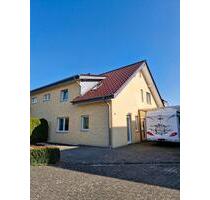 Doppelhaushälfte - Wohnen in bester Lage, Spielstraße & Sackgasse - Paderborn Elsen