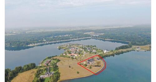 Foto - Grosse Luxus Villa mit Nebengebäude und 125 Meter Privatstrand