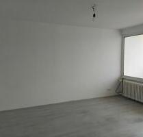 Sehr schöne renovierte 3 Zimmer Wohnung mit Balkon in Gelsenkirchen zu vermieten