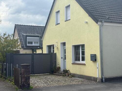 Foto - Doppelhaushälfte mit Anbau Provisionsfrei