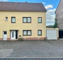 Großzügige Doppelhaushälfte in Zentrumnähe - Hoppstädten-Weiersbach