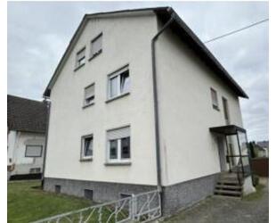 4 Zimmer mit Balkon und Gartenzugang - Langenhahn