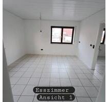 Erdgeschosswohnung 4 Zimmer EBK komplett renoviert zu vermieten - Röthlein