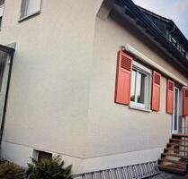 Doppelhaushälfte zu vermieten - 1.500,00&nbsp;EUR Kaltmiete, ca.&nbsp; 110,00&nbsp;m&sup2; in Laufenburg (Baden) (PLZ: 79725)