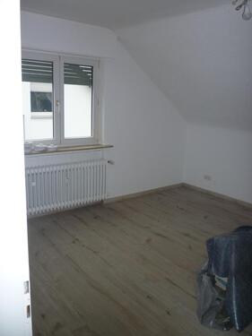 Foto - Büroraum zu vermieten mit speratem WC und großem Flur