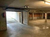 Foto - Tiefgaragenstellplätze in Frankfurt-Hausen zu vermieten