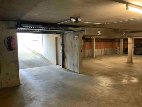 Foto - Tiefgaragenstellplätze in Frankfurt-Hausen zu vermieten