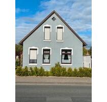 Schönes 1-2 Familienhaus in gefragter Lage von Varel-Langendamm