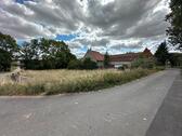 Foto - Leben auf dem Land – Haus mit Scheune & Stall