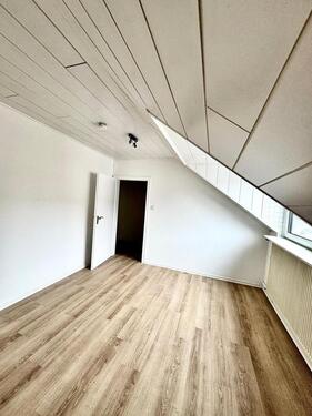 Foto - Freies WG-Zimmer für Dame 2er-WG in zentraler Lage Braunschweigs