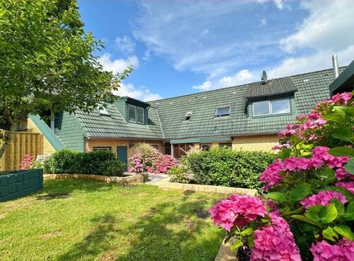 Foto - Eigenheim mit zwei separaten Wohneinheiten, provisionsfrei