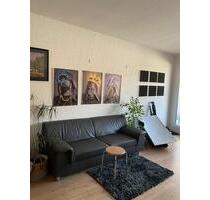 Großes möbeliertes WG Zimmer in Furtwangen mit Balkon - Furtwangen im Schwarzwald