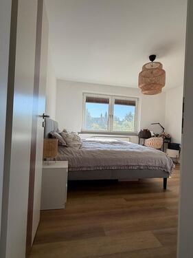 Foto - Moderne 3,5 Zimmer Wohnung mit Kamin, Garage und Einbauküche