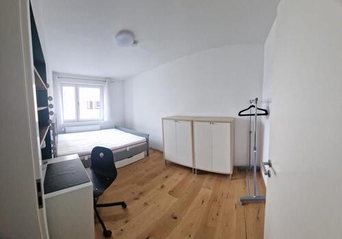 Foto - WG-Zimmer in großzügiger, modernisierter Wohnung